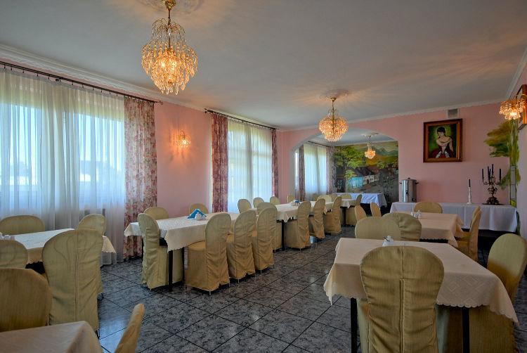 Osrodek Wypoczynkowy Trzy Korony Hotel Frigyesvágása Kültér fotó