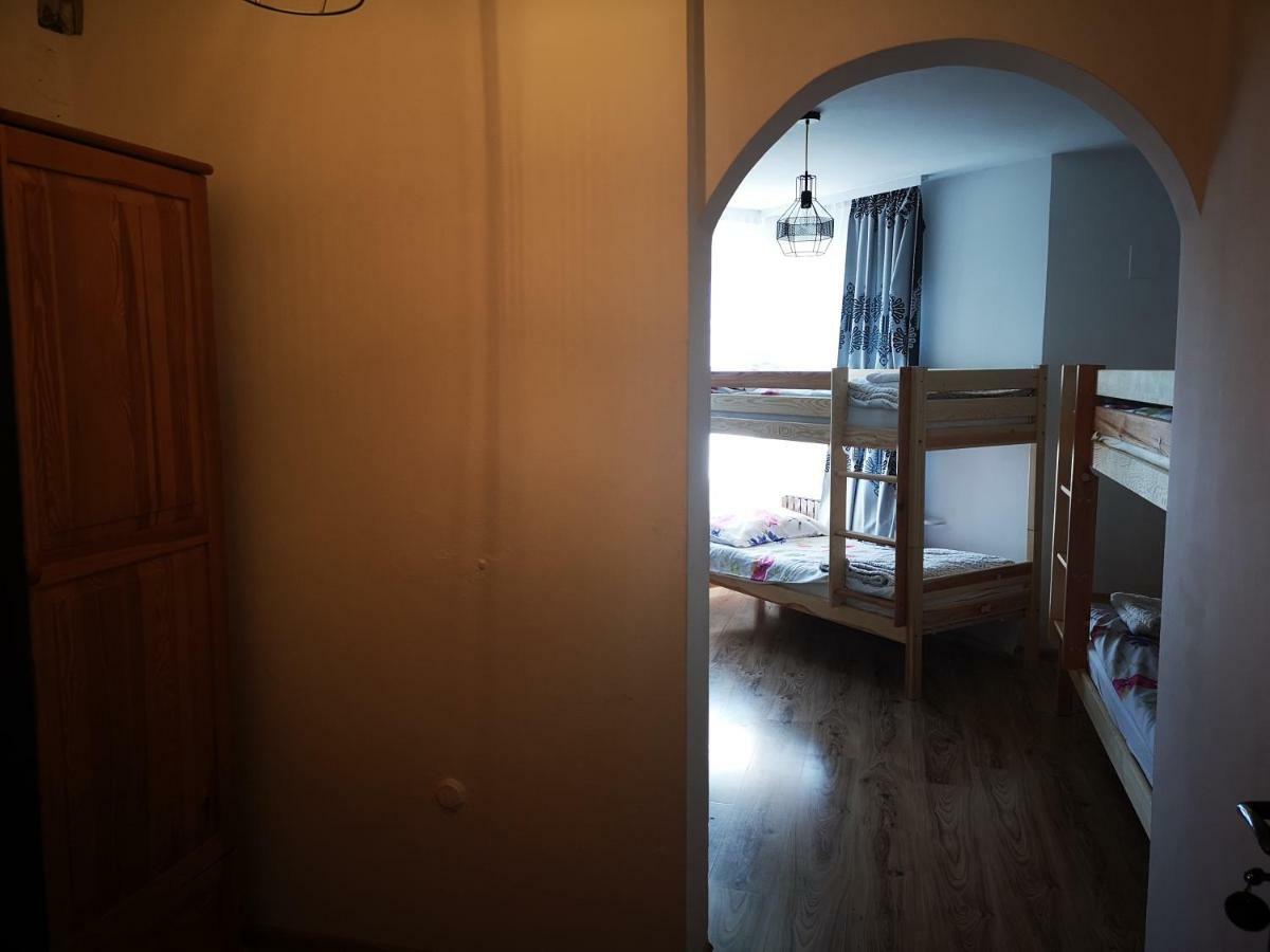 Osrodek Wypoczynkowy Trzy Korony Hotel Frigyesvágása Kültér fotó