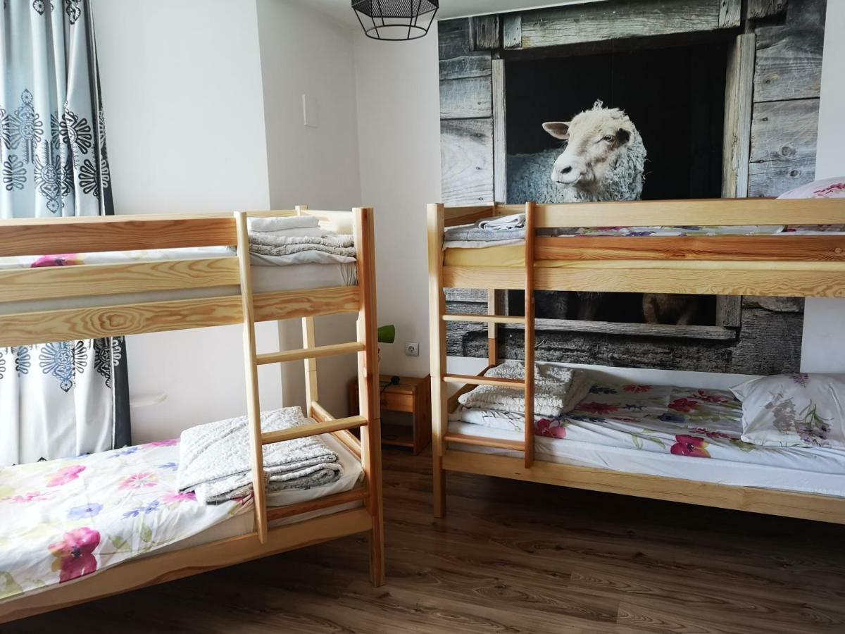 Osrodek Wypoczynkowy Trzy Korony Hotel Frigyesvágása Kültér fotó